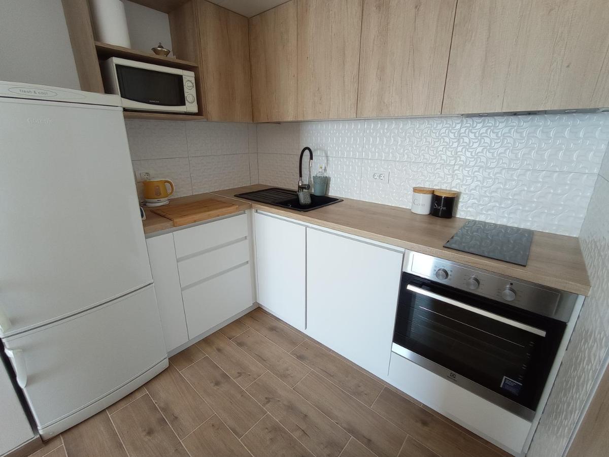 Cozy Apartmant With A Sea View In Orasac Ngoại thất bức ảnh